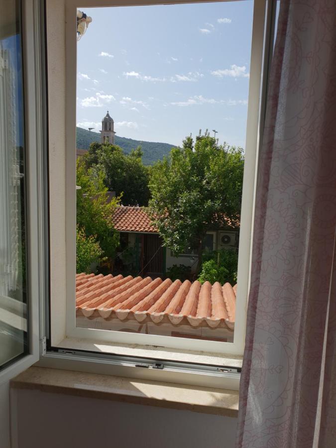 Guesthouse Fatuta Cres Exteriér fotografie